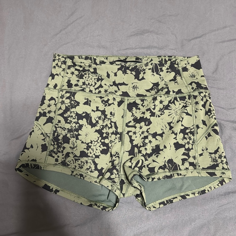 Lululemon green shorts